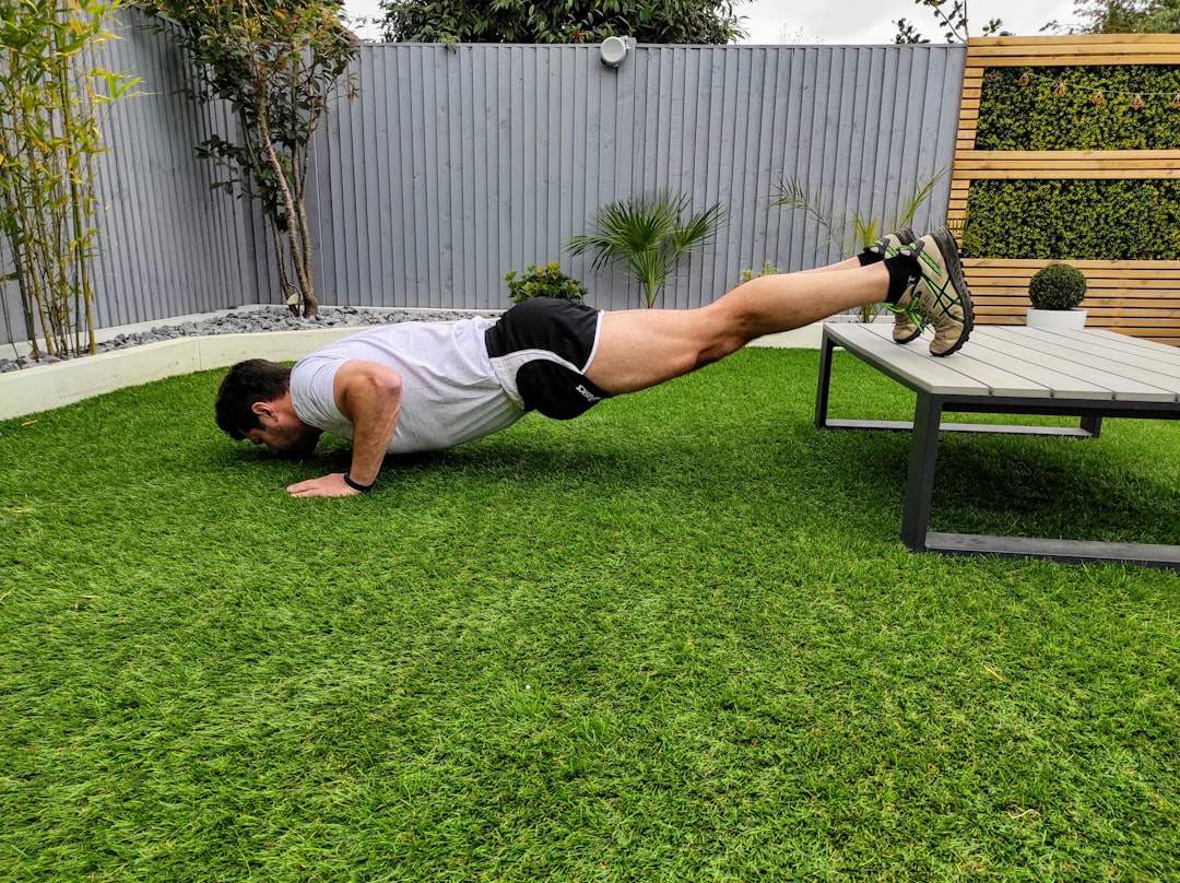 Illustration : Front lever : progression, technique et exercices